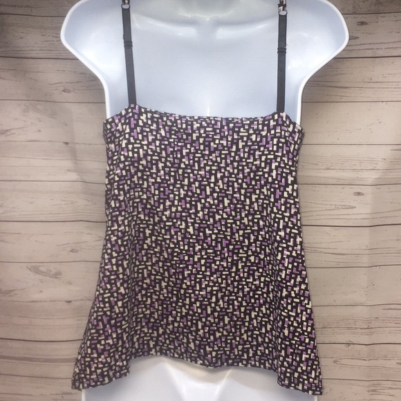 ❤️ NEW YORK&COMPANY Spaghetti Strap Top - Picture 3 of 5